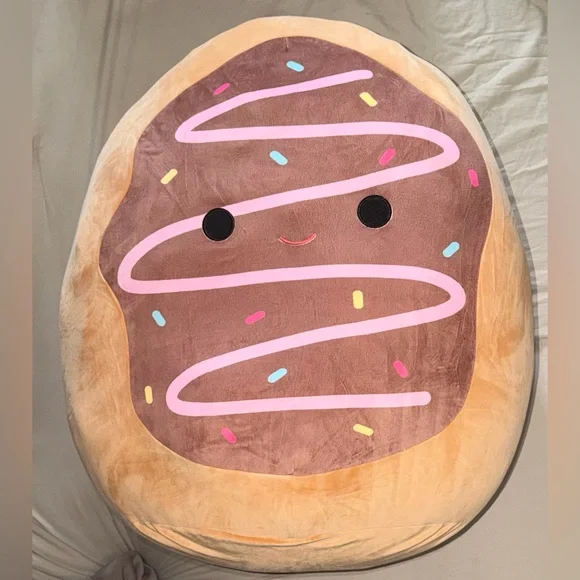 Squishmallows Deja the Donut 24 in Plushy - Picture 1 of 3